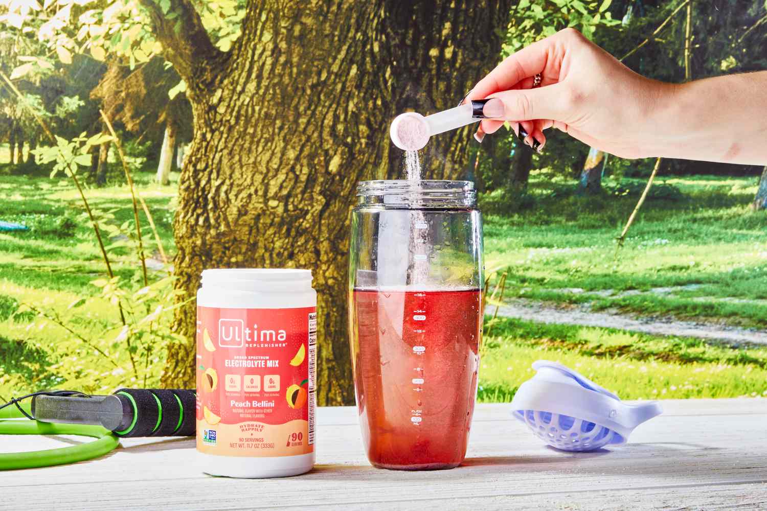 10 Best Electrolyte Drinks for Hydration in 2025: Top Picks for Athletes and More