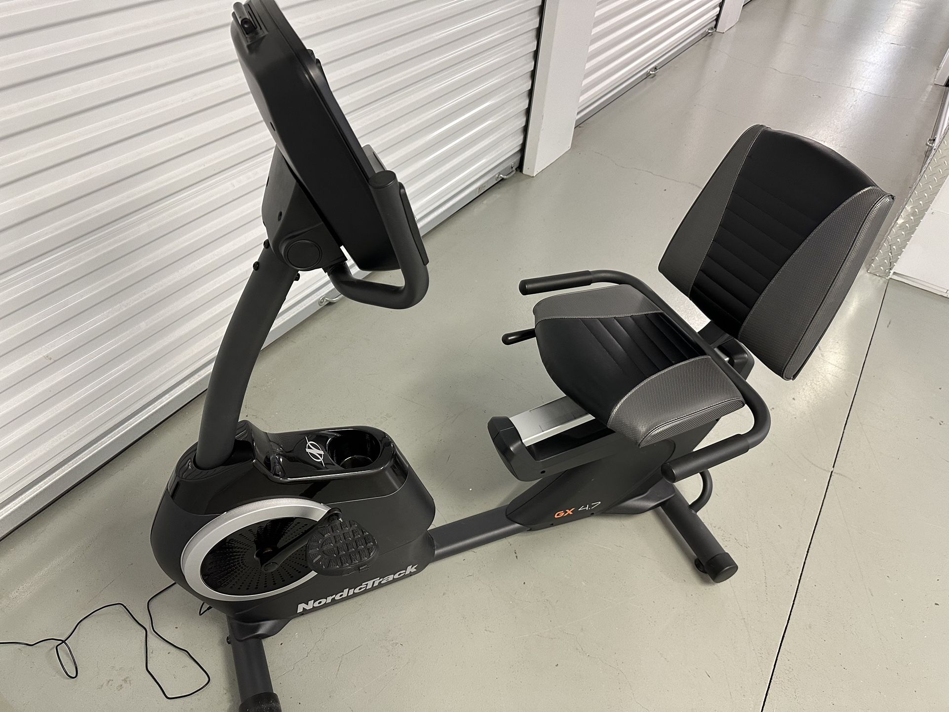 10 Best Recumbent Bikes for Seniors in 2025: Comfortable, Smart, and Reliable Choices